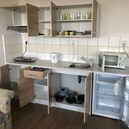 Bolevec Tower Apartment *